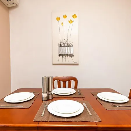 アパート The Walnut 2bd プロヴディフ